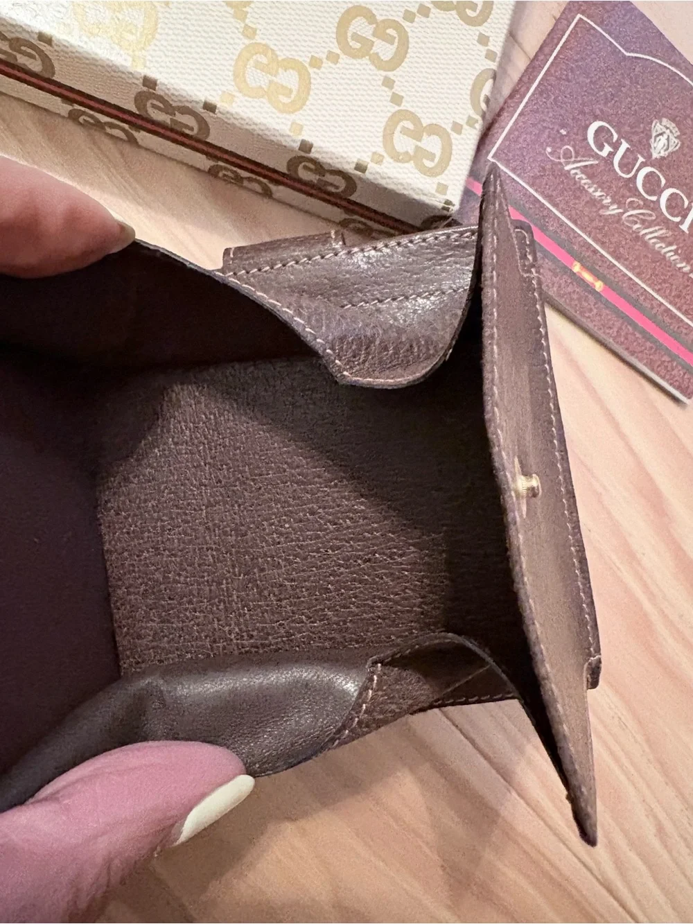 Vintage Gucci wallet
